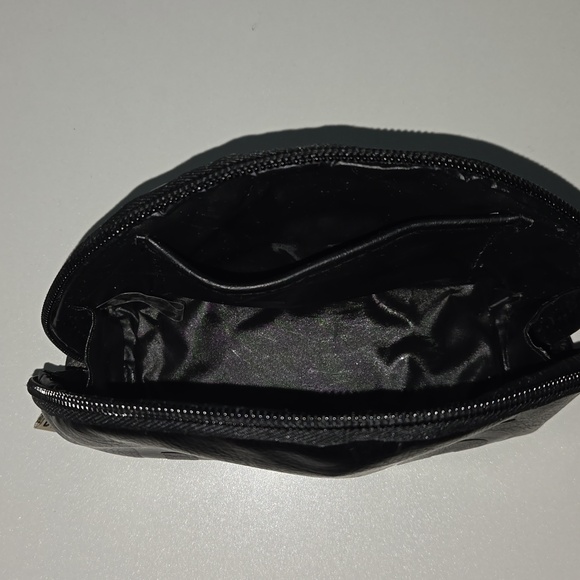 BEIS Black Small Cosmetic Bag - Picture 3 of 3